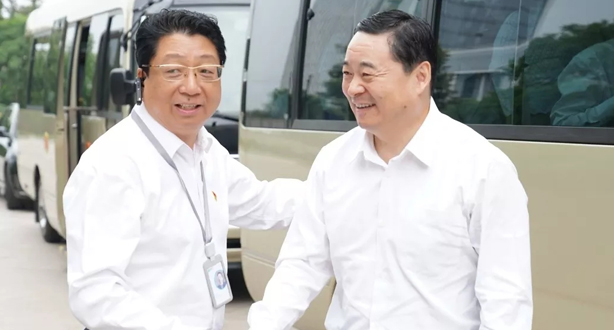 國(guó)務(wù)院國(guó)資委黨委書(shū)記、主任郝鵬蒞臨物產(chǎn)中大旗下浙江中大元通特種電纜有限公司檢查指導(dǎo)